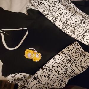 Lanky box hoodie size men's small. Great condition my son wore this 3 times.